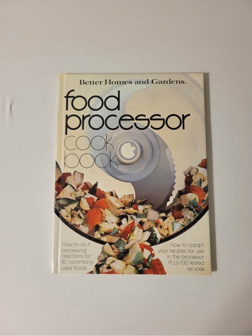 Better Homes And Gardens Cookbook - Cream & Black Text (1979)